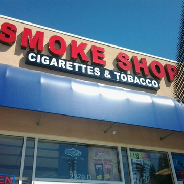 Do Smoke Shops Sell Vapes
